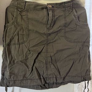 Skirt camo green